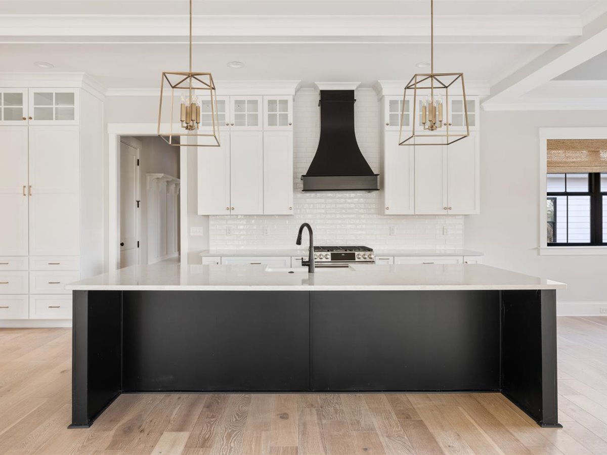 Another view of the kitchen cabinetry